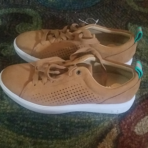 Under Armour Shoes - Under Armour Sportswear Sneakers